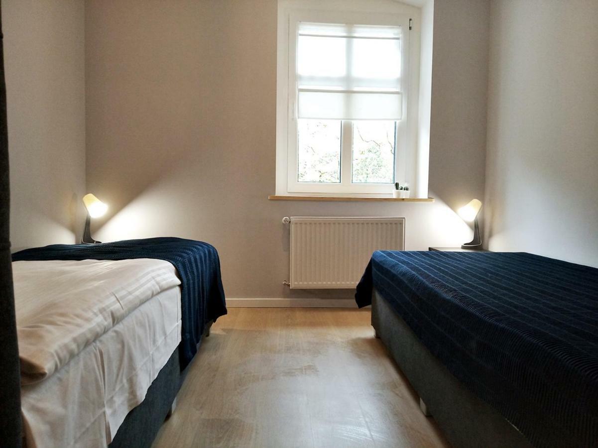 Central Park Apartment Zielona Góra Buitenkant foto